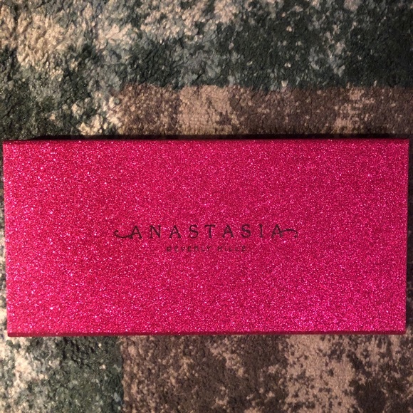 Brand New Anastasia Beverly Hills Lipstick Set - Picture 3 of 4